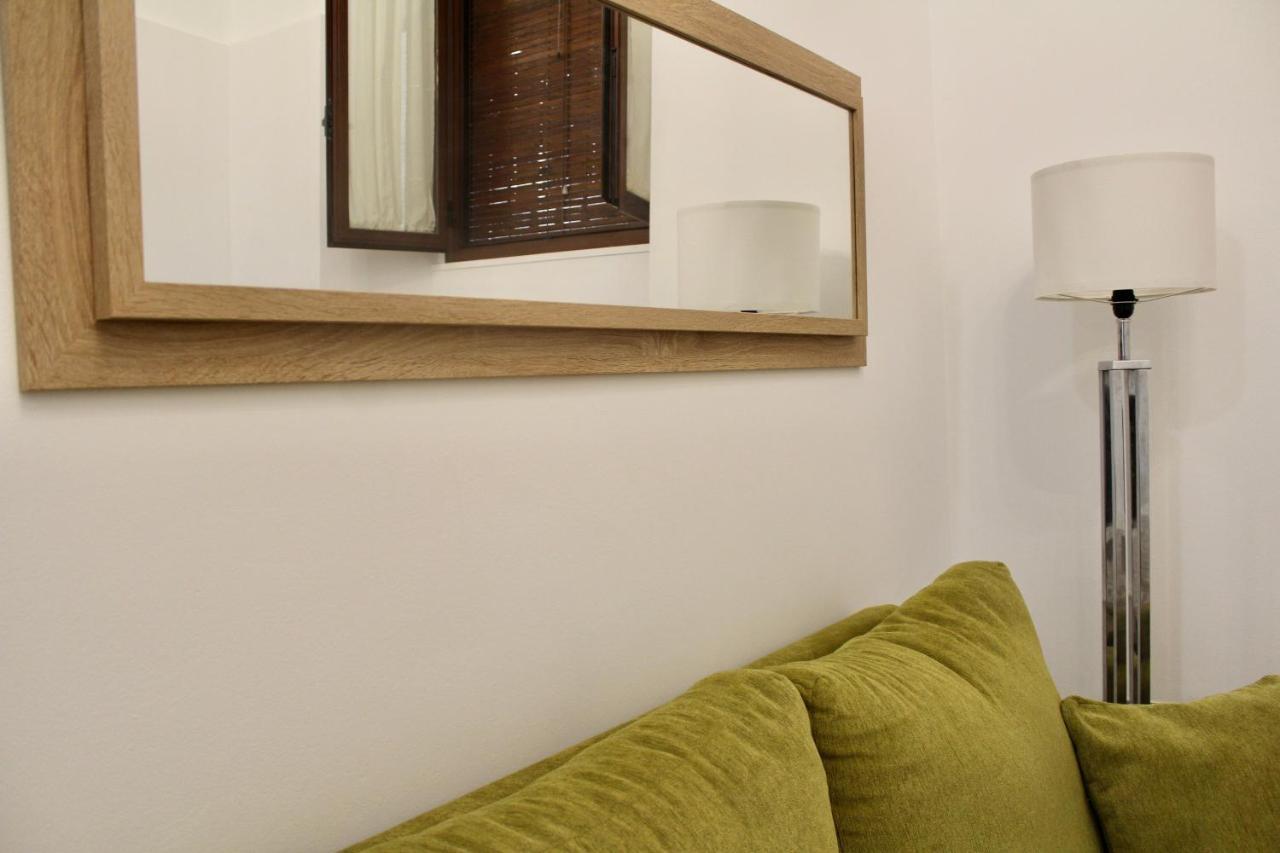 Wish Suite El Arenal De Sevilla Exterior photo